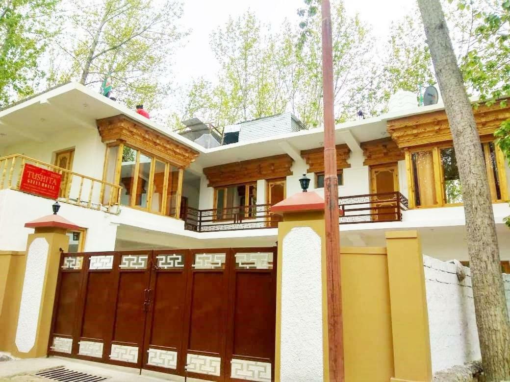 Tushita Ladakh Hotel Leh Exterior photo